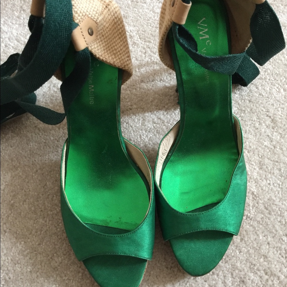Shoes - Picture 2 of 6